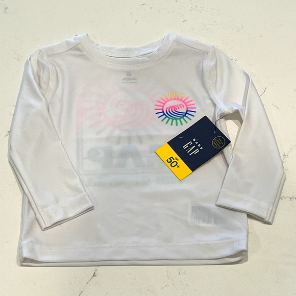 NWT Toddler Graphic Rashguard 18-24 months - Picture 1 of 3